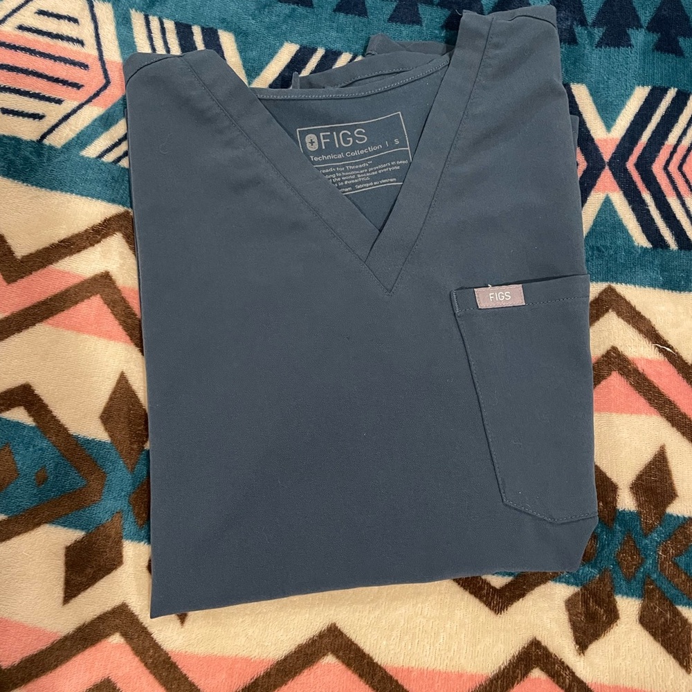 FIGS Dark Harbor Catarina Small